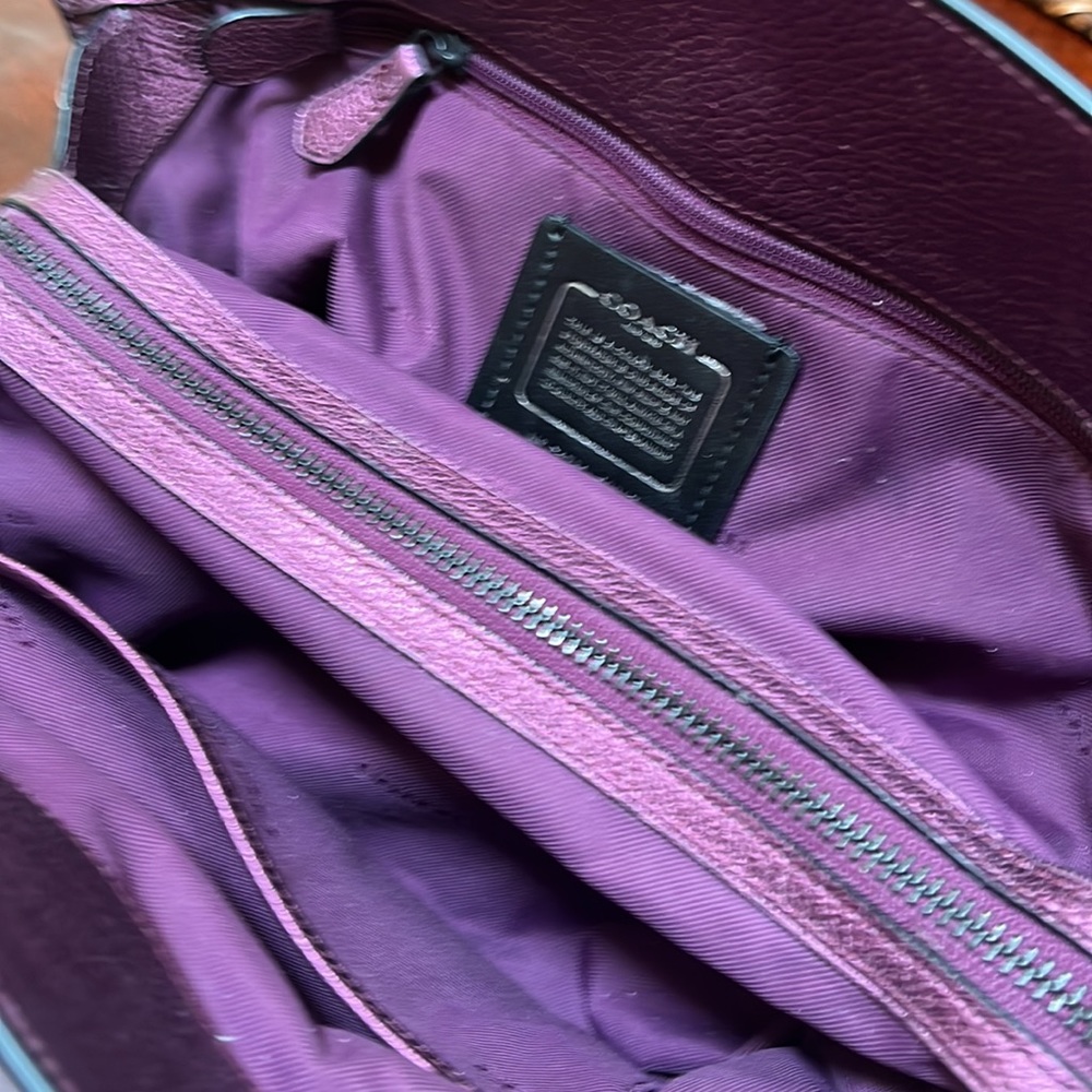 Coach Mercer bag with matching wallet and hanging charm. - Picture 7 of 12